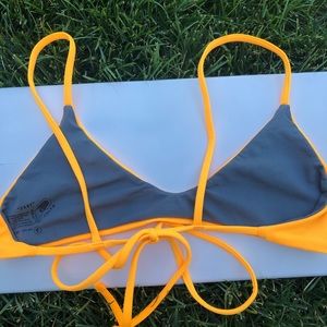 Jolyn Joey top. Never worn